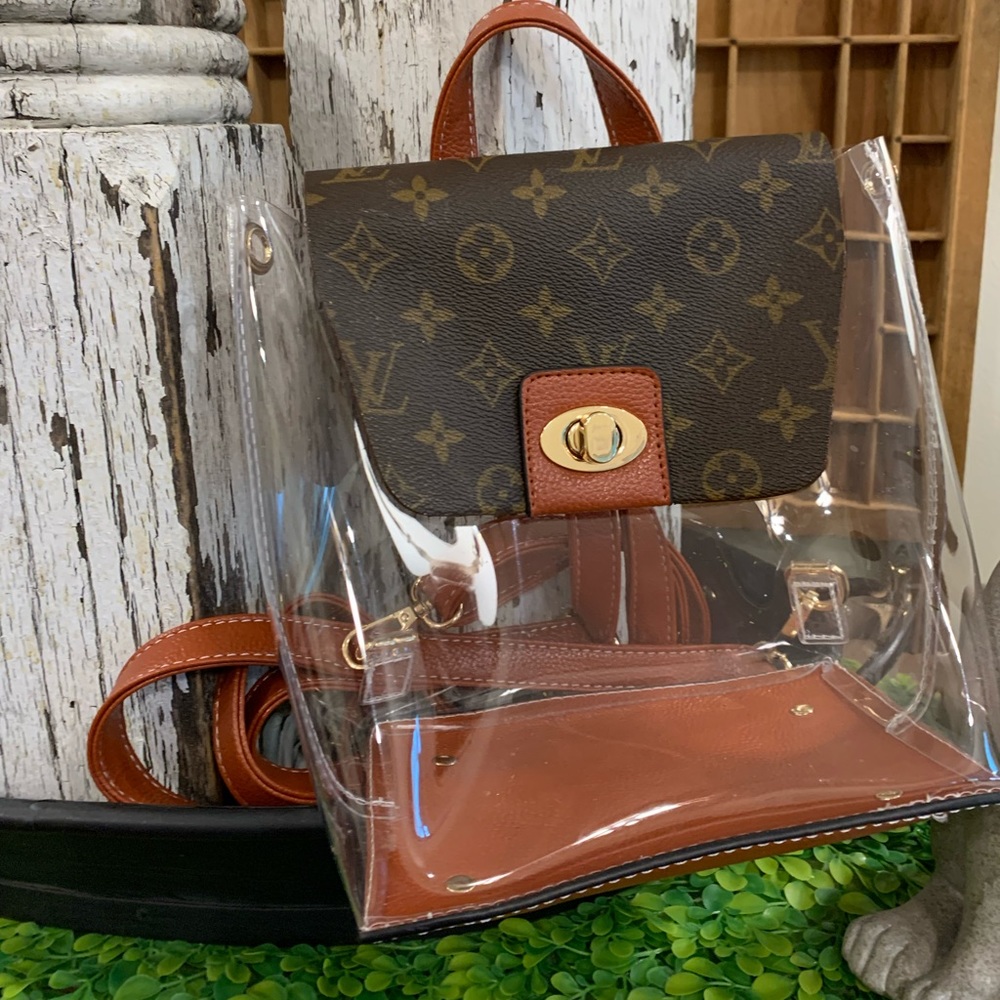 New 3 way Stadium backpack with Leather accents - Picture 2 of 6